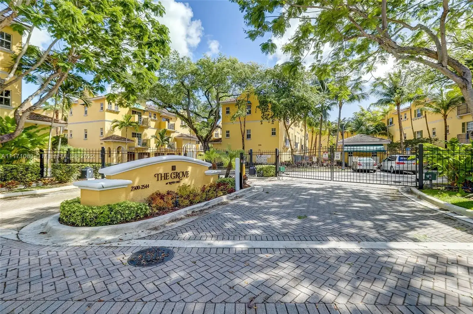 3 bedroom 3 bath Residential for sale at 2508 SW 14th Ave # 701, Fort Lauderdale FL 33315