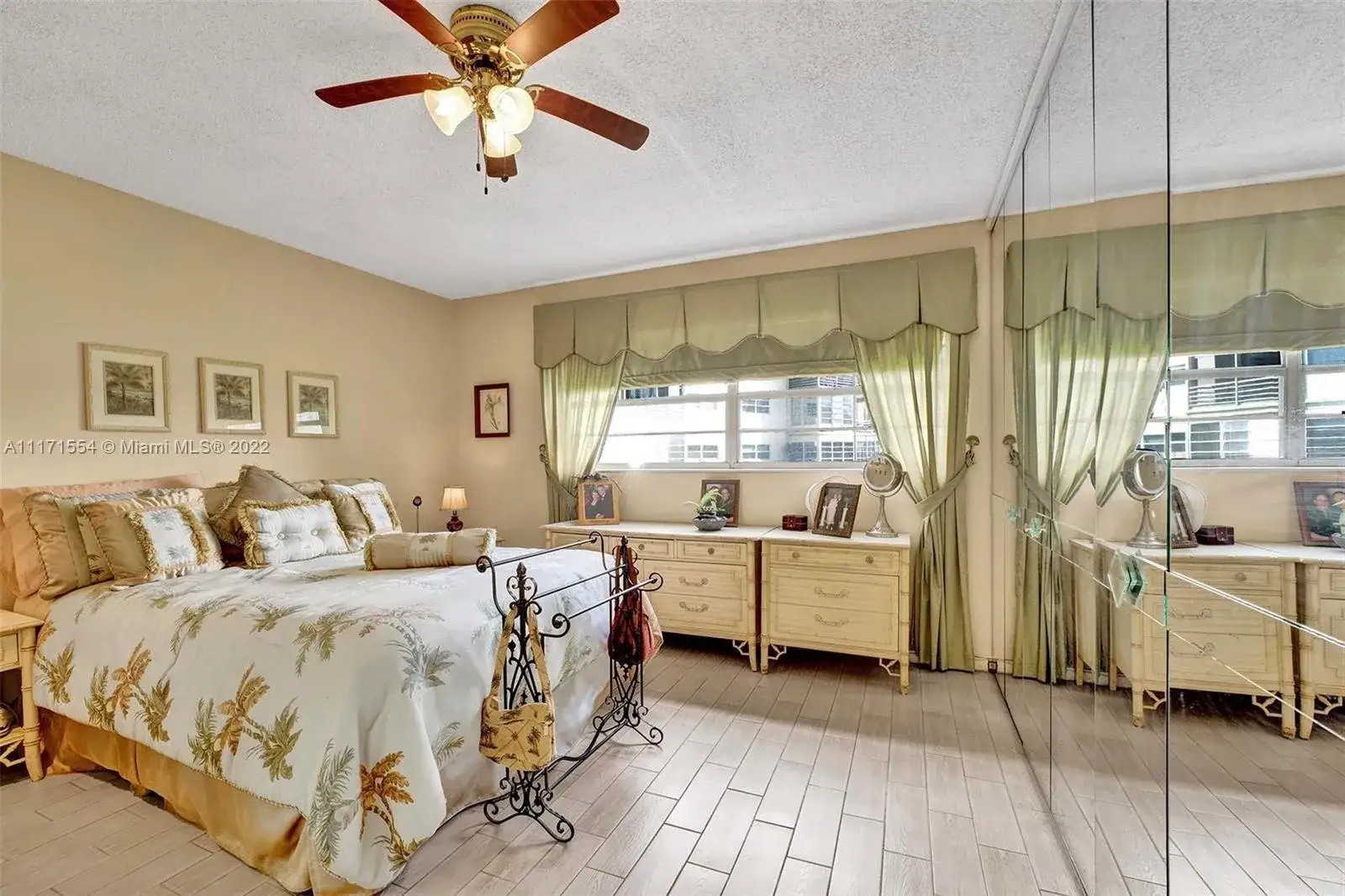 2 bedroom 2 bath Residential for sale at 4800 NW 35th St # 403, Lauderdale Lakes FL 33319