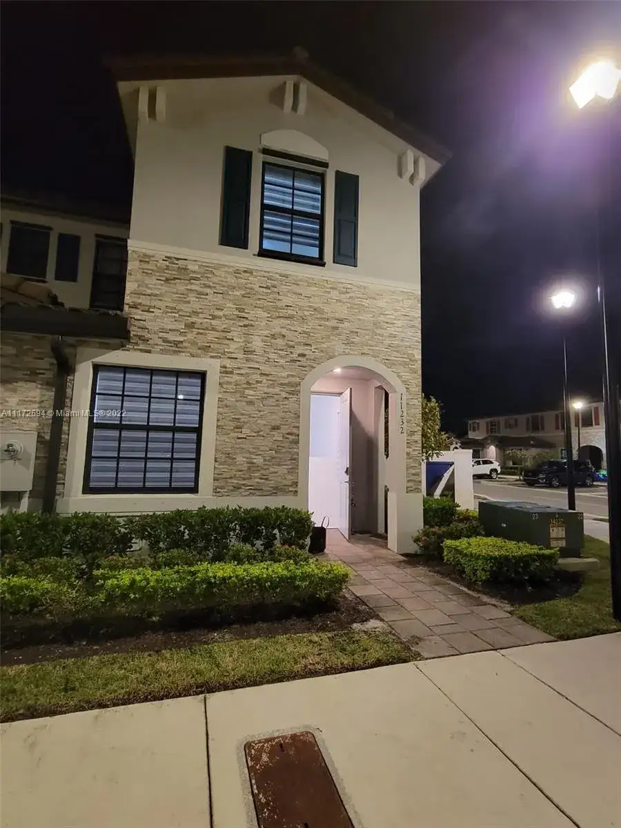 3 bedroom 2 bath Residential for sale at 11232 SW 249th St, Homestead FL 33032