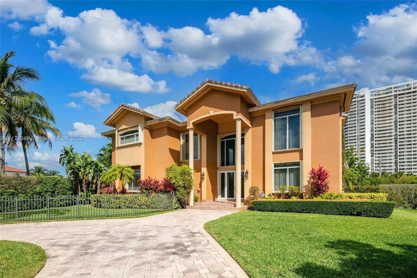 5 bedroom 5 bath Residential for sale at 3461 NE 170th St, North Miami Beach FL 33160