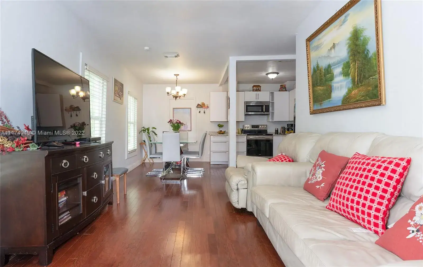 3 bedroom 2 bath Residential for sale at 415 NW 7th st, Homestead FL 33030