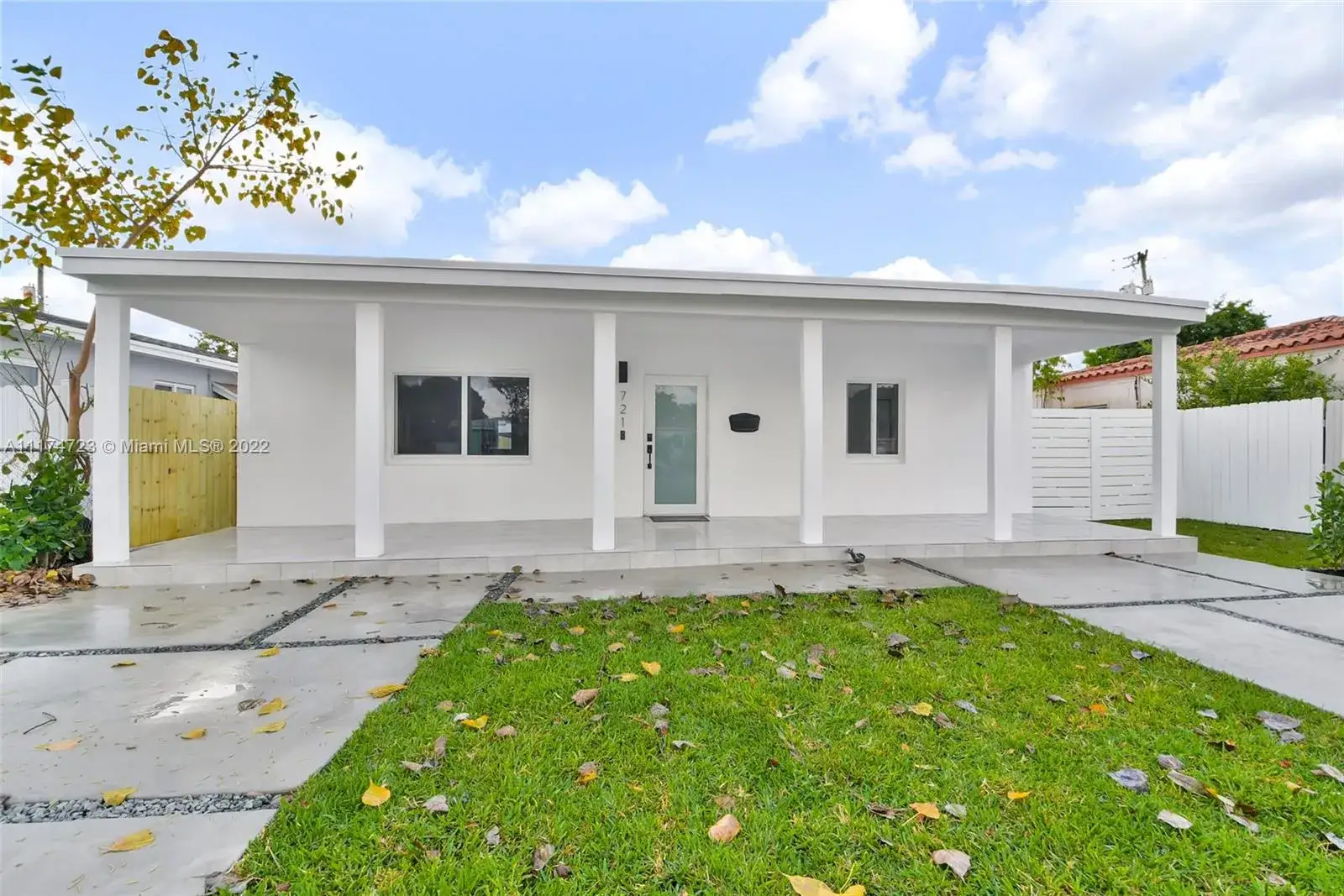 3 bedroom 2 bath Residential for sale at 721 Tamiami Blvd, Miami FL 33144