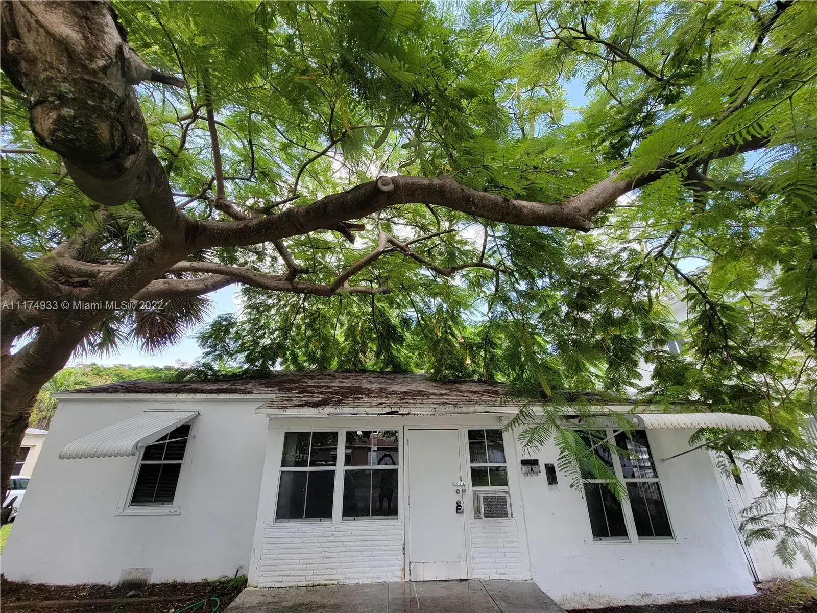 3 bedroom 1 bath Residential Lease for rent at 1909 Johnson St, Hollywood FL 33020