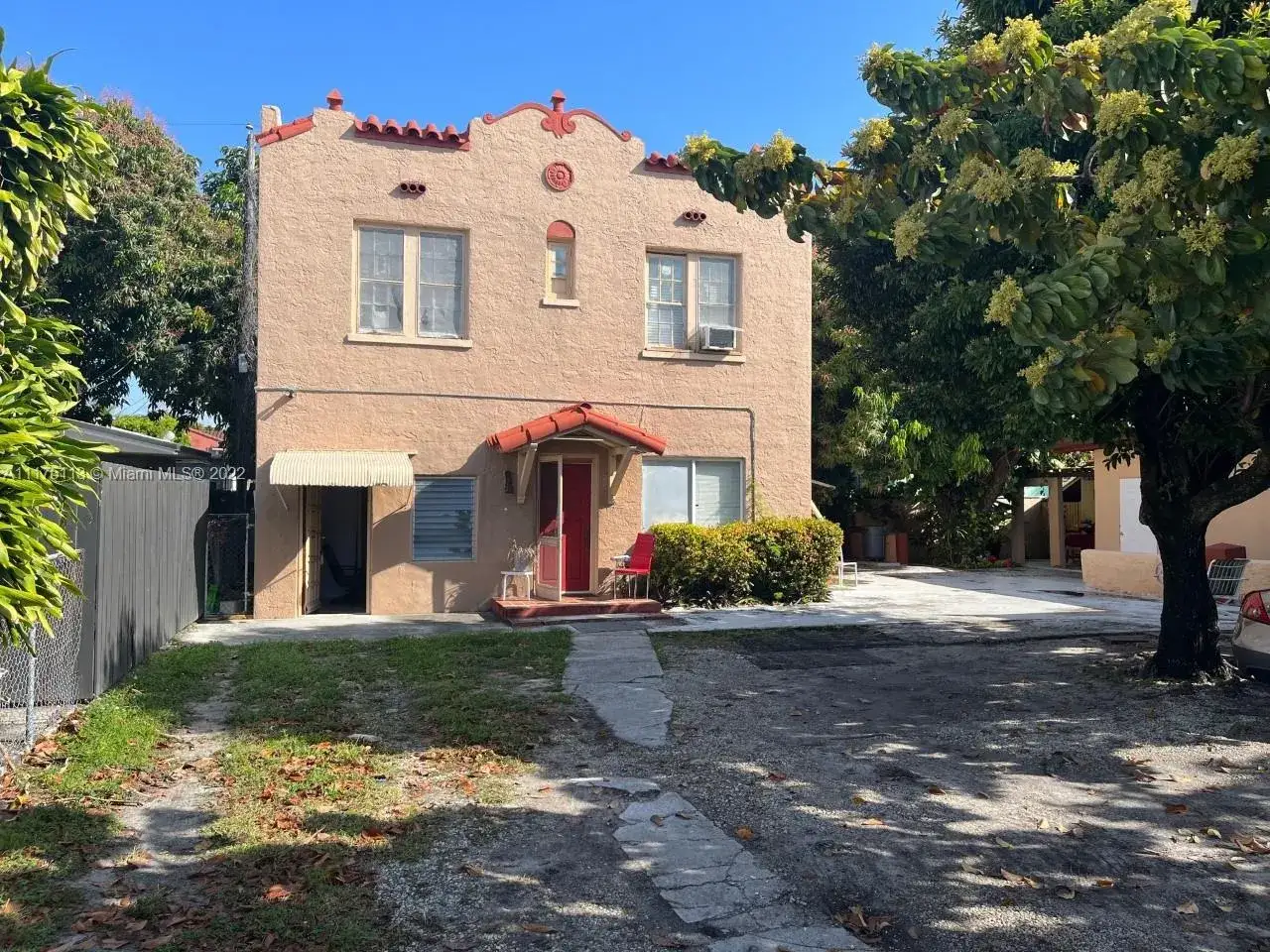 3 bedroom 2 bath Residential for sale at 1703 SW 10th St, Miami FL 33135
