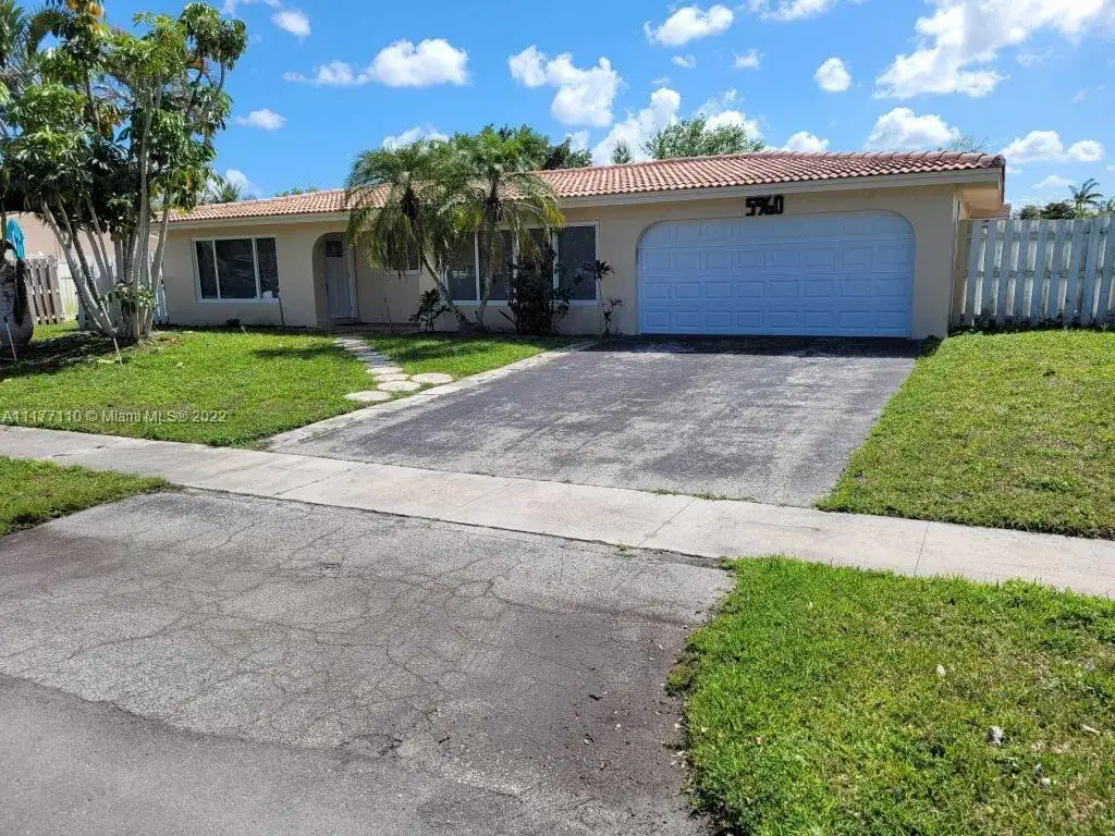 3 bedroom 3 bath Residential Lease for rent at 5960 SW 14th St, Plantation FL 33317