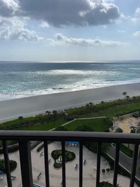 2 bedroom 2 bath Residential Lease for rent at 200 Ocean Trail Way # 1304, Jupiter FL 33477