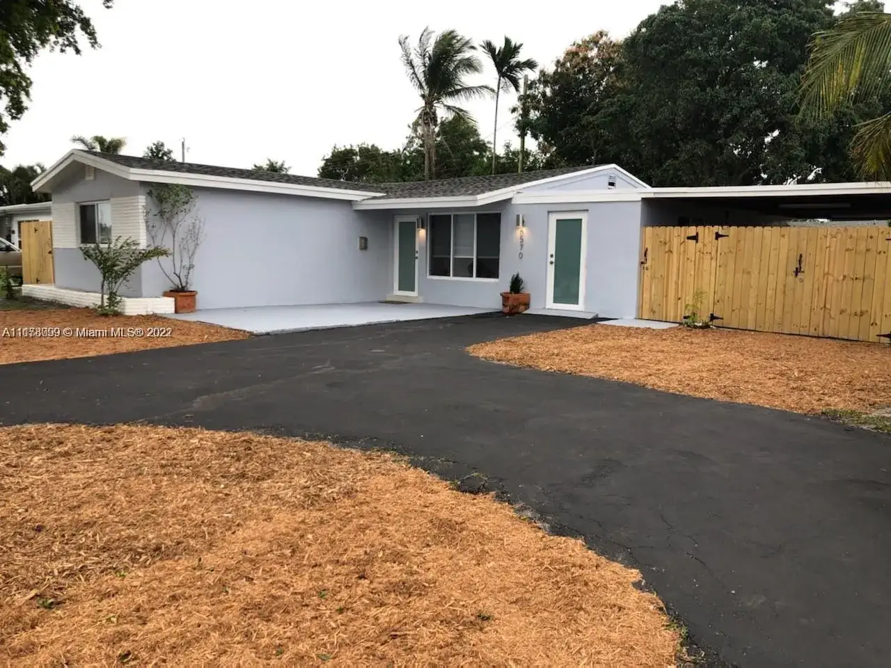 5 bedroom 4 bath Residential for sale at 6570 Sheridan St, Hollywood FL 33024