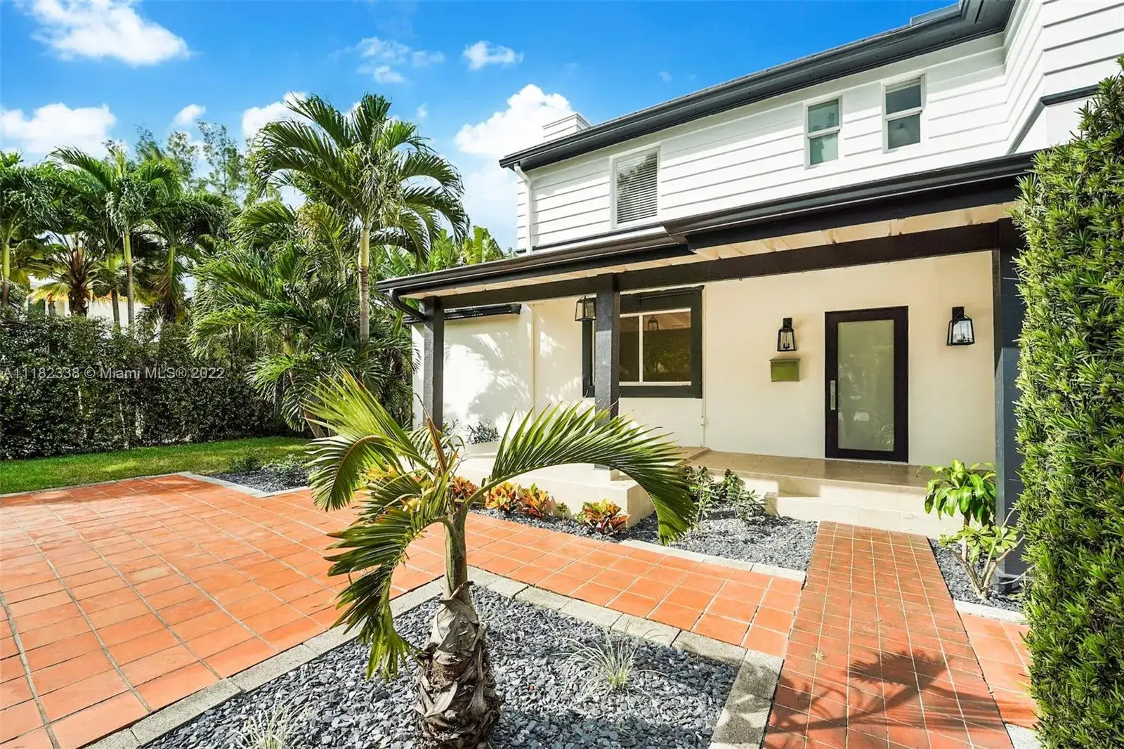 4 bedroom 4 bath Residential for sale at 4258 N Michigan Ave, Miami Beach FL 33140