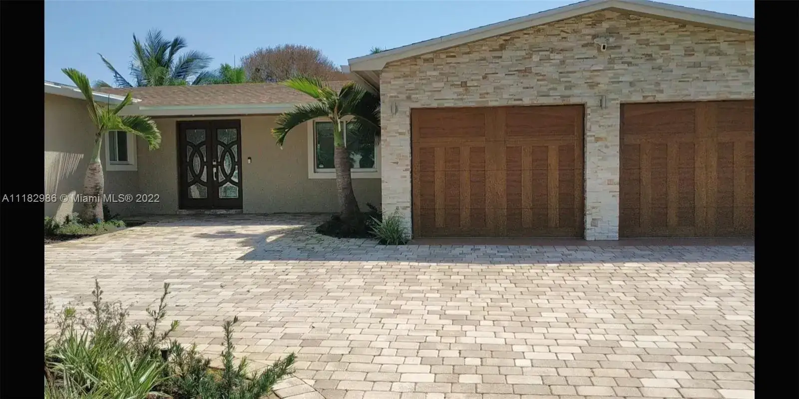 4 bedroom 4 bath Residential for sale at 11700 NW 15th Ct, Pembroke Pines FL 33026