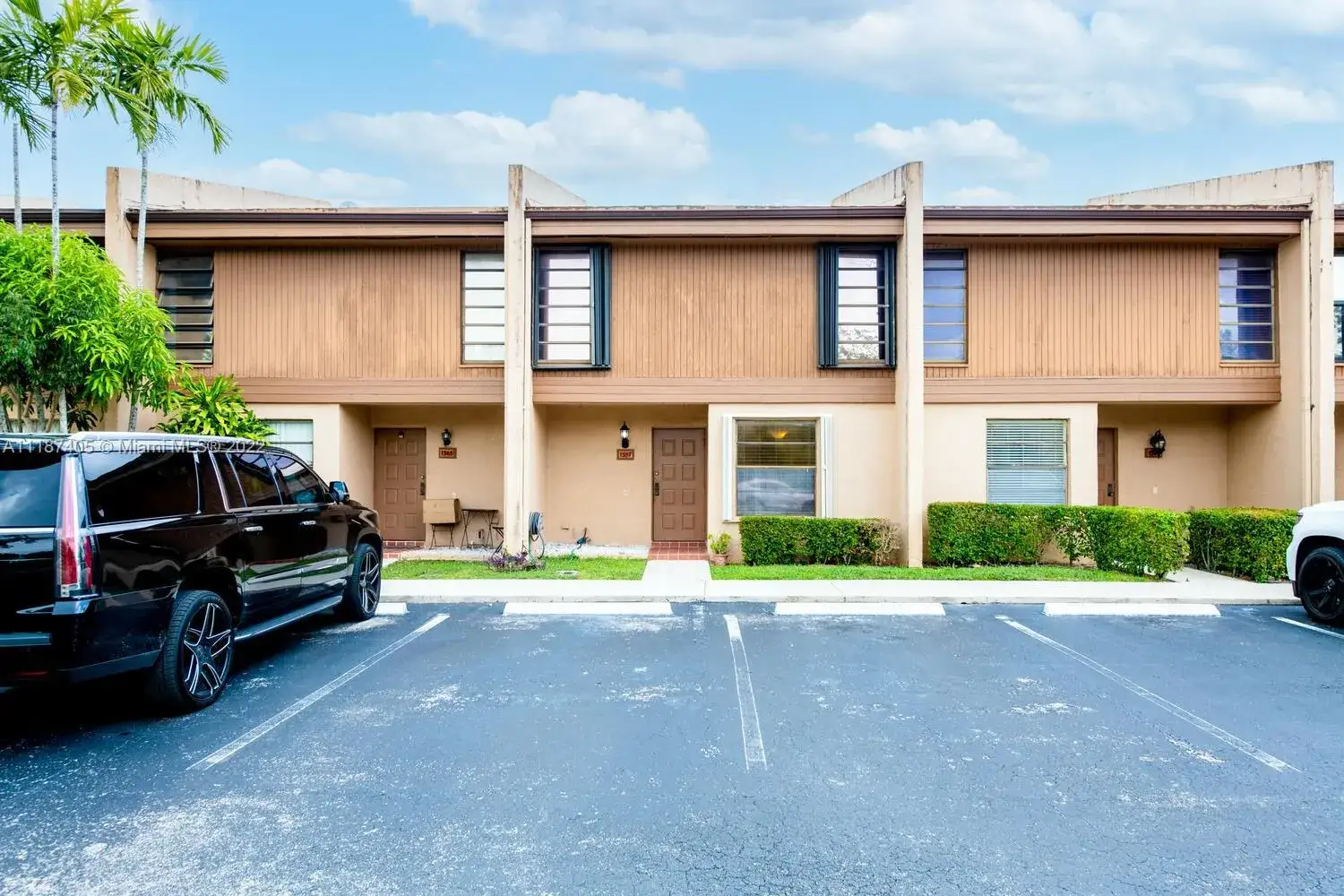 3 bedroom 2 bath Residential for sale at 1357 NW 99th Ave # 169, Pembroke Pines FL 33024