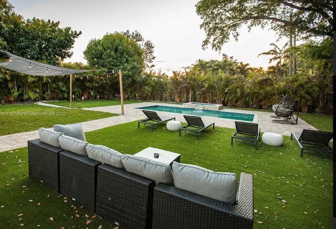 3 bedroom 2 bath Residential for sale at 9518 N Miami Ave, Miami Shores FL 33150