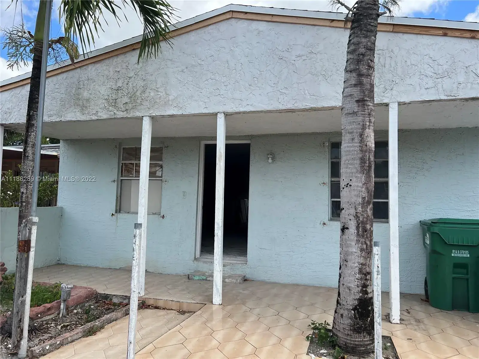3 bedroom 1 bath Residential for sale at 21459 NW 40th Cir Ct, Miami Gardens FL 33055