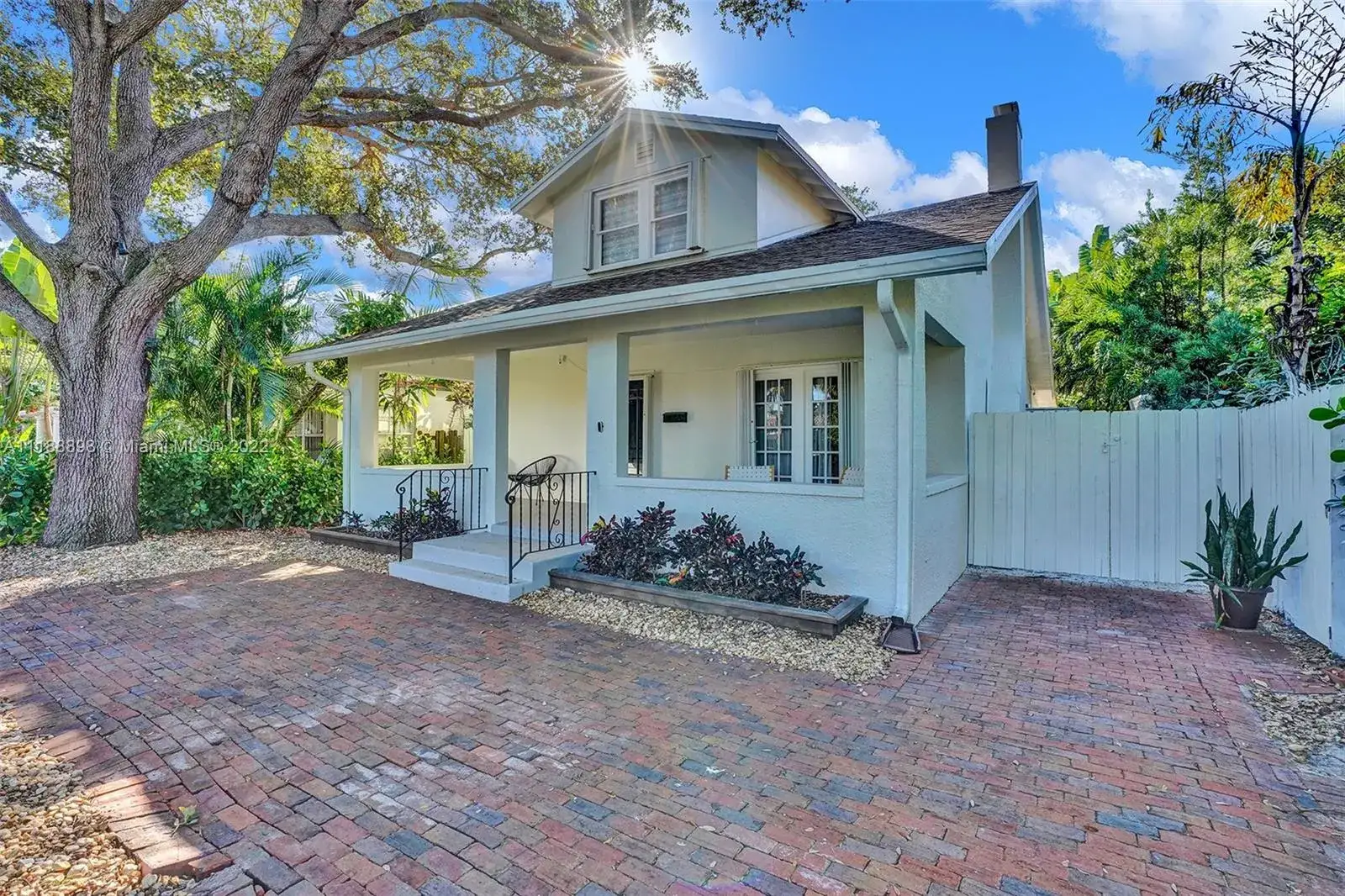 5 bedroom 2 bath Residential for sale at 1640 Jefferson St, Hollywood FL 33020
