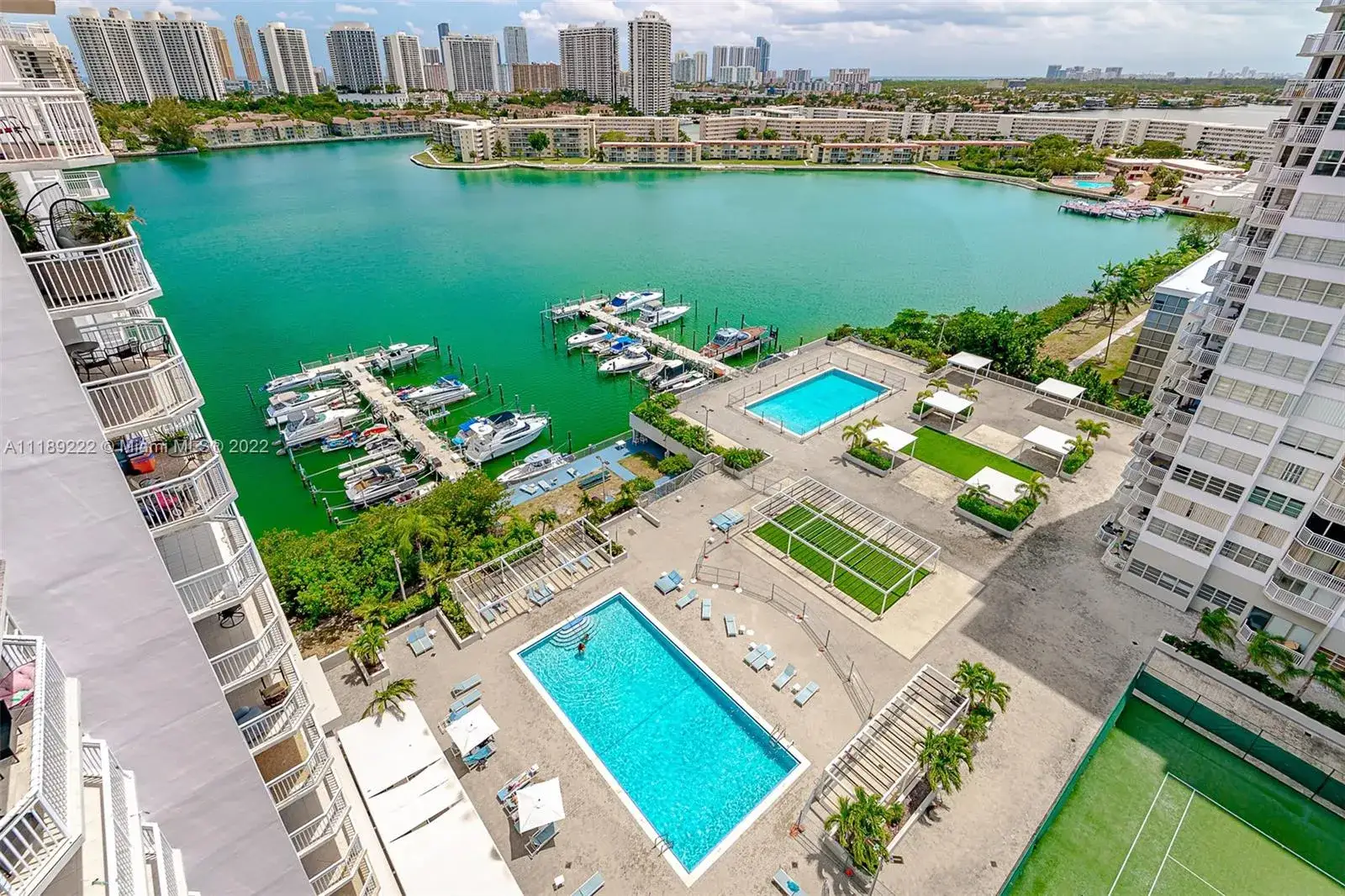 1 bedroom 1 bath Residential Lease for rent at 18061 Biscayne Blvd # 1703, Aventura FL 33160