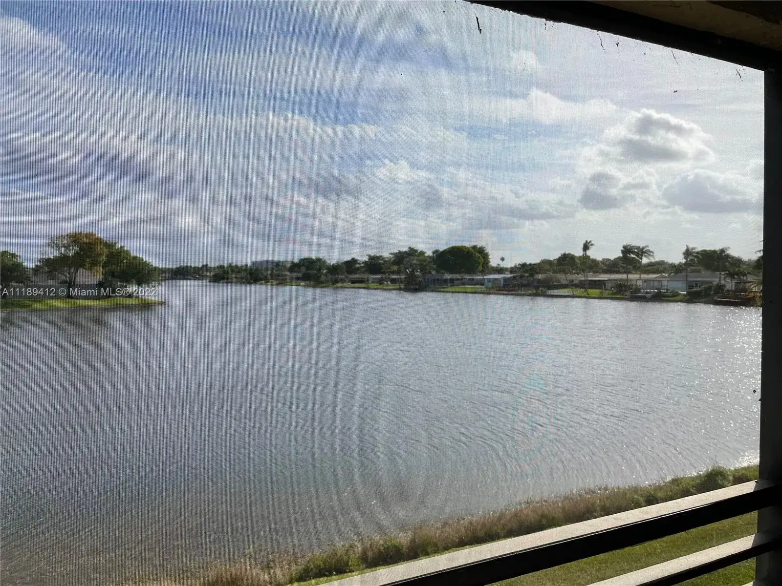2 bedroom 2 bath Residential Lease for rent at 11344 Taft St # 11344, Pembroke Pines FL 33026