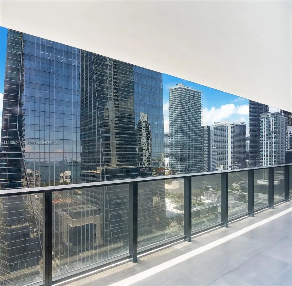 2 bedroom 2 bath Residential for sale at 1451 Brickell Ave # 2305, Miami FL 33131