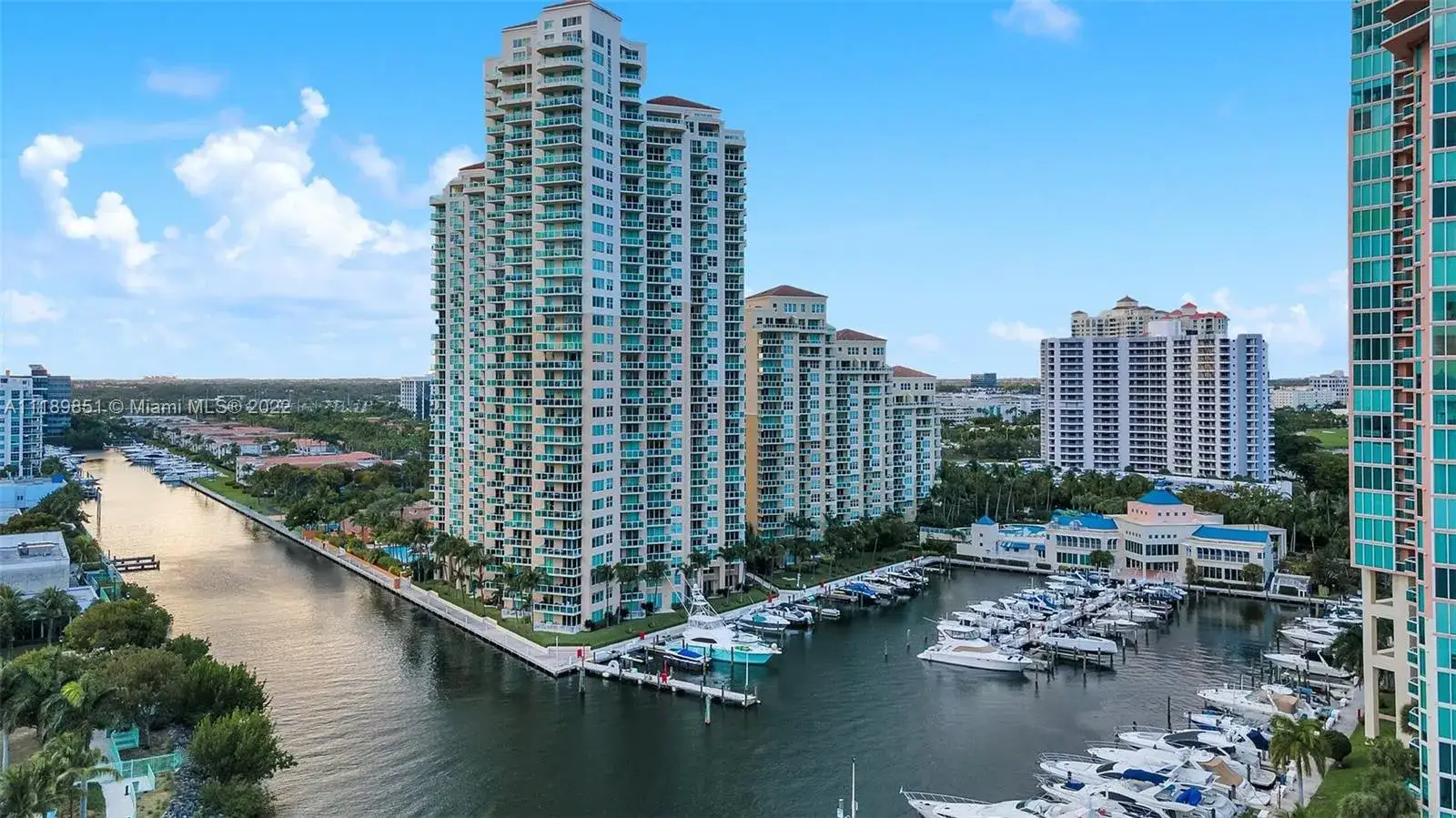2 bedroom 3 bath Residential Lease for rent at 3340 NE 190th St # 1607, Aventura FL 33180