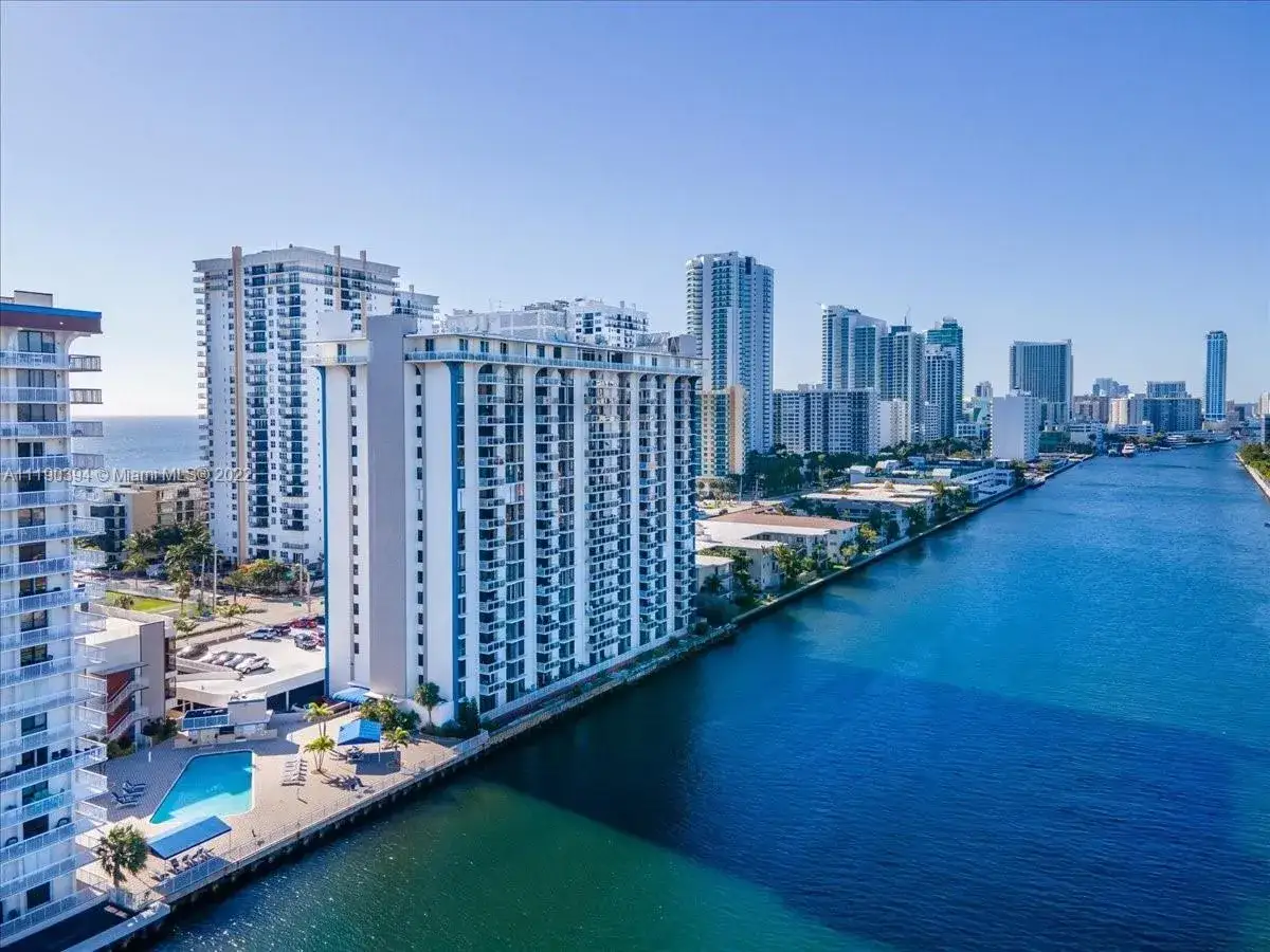 2 bedroom 2 bath Residential for sale at 1600 S Ocean Dr # 7B, Hollywood FL 33019