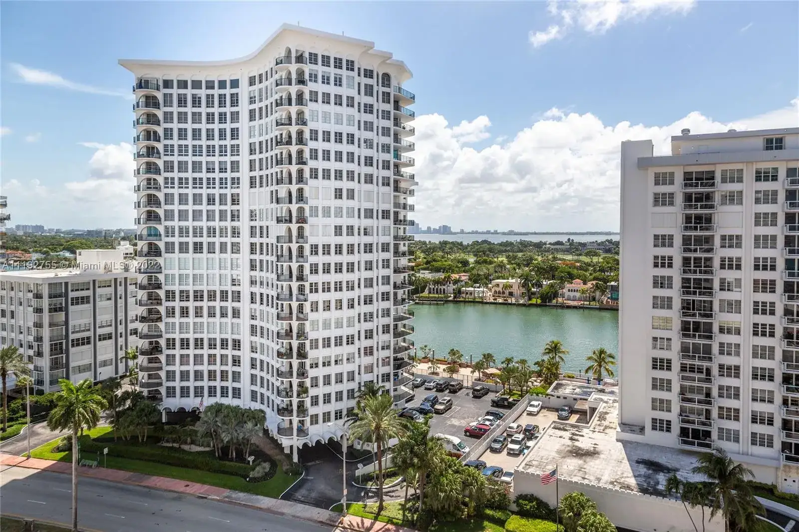 1 bedroom 2 bath Residential Lease for rent at 5701 Collins Ave # 1209, Miami Beach FL 33140