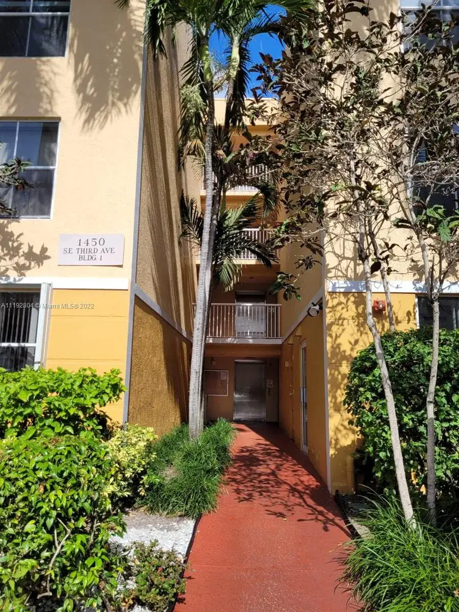 2 bedroom 2 bath Residential for sale at 1450 SE 3rd Ave # 205, Dania Beach FL 33004