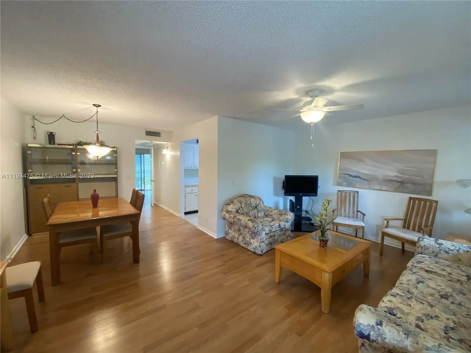 1 bedroom 1 bath Residential for sale at 801 SW 133rd Ter # 203K, Pembroke Pines FL 33027