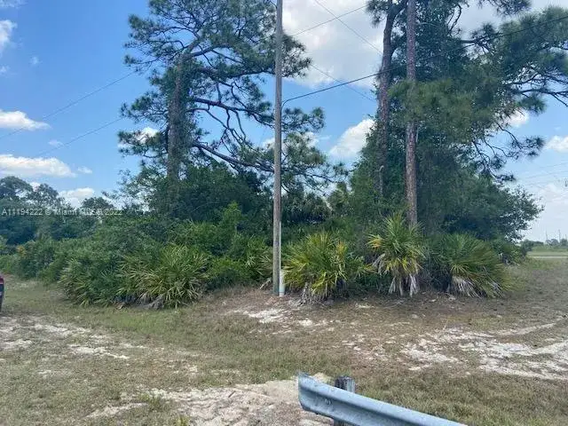 Land/Boat Docks for sale at 5029 SE TradeWinds Cir, La Belle FL 33935