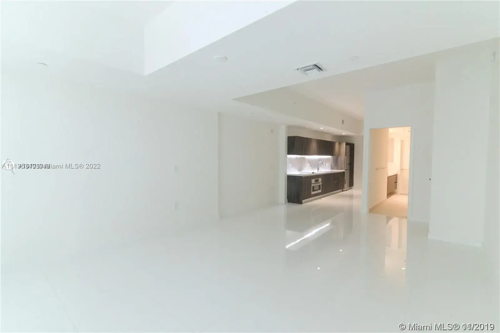 1 bath Residential for sale at 851 NE 1st Ave # 505, Miami FL 33132