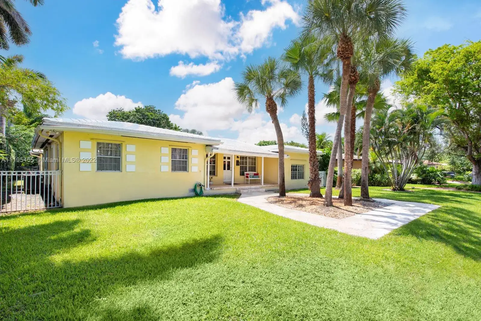 4 bedroom 4 bath Residential for sale at 10618 NE 11th Ave, Miami Shores FL 33138