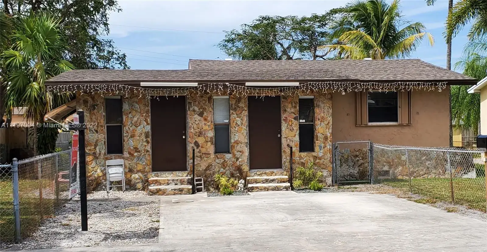 Residential Income for sale at 1913 Harding St, Hollywood FL 33020