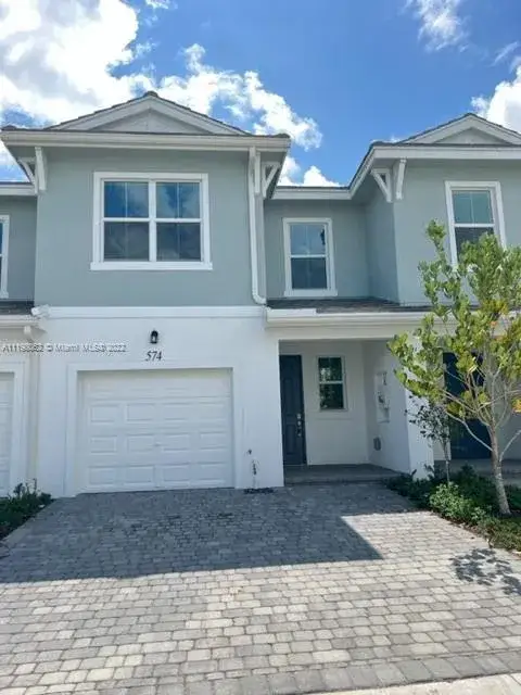 3 bedroom 2 bath Residential for sale at 574 Parsons Way # 574, Deerfield Beach FL 33442