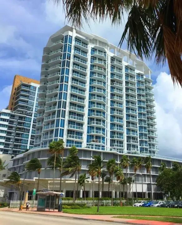 2 bedroom 2 bath Residential Lease for rent at 6515 Collins Ave # 902, Miami Beach FL 33141