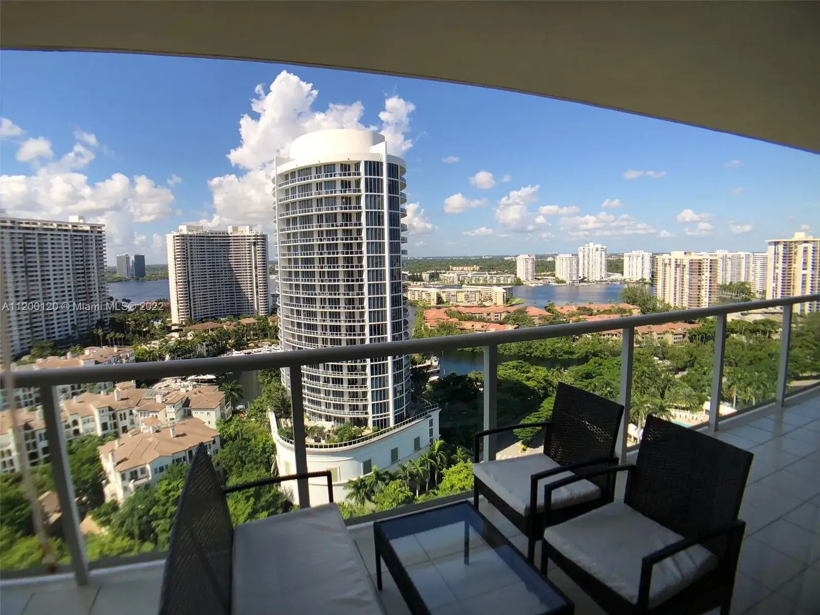 2 bedroom 2 bath Residential Lease for rent at 4000 Island Blvd # 2303, Aventura FL 33160