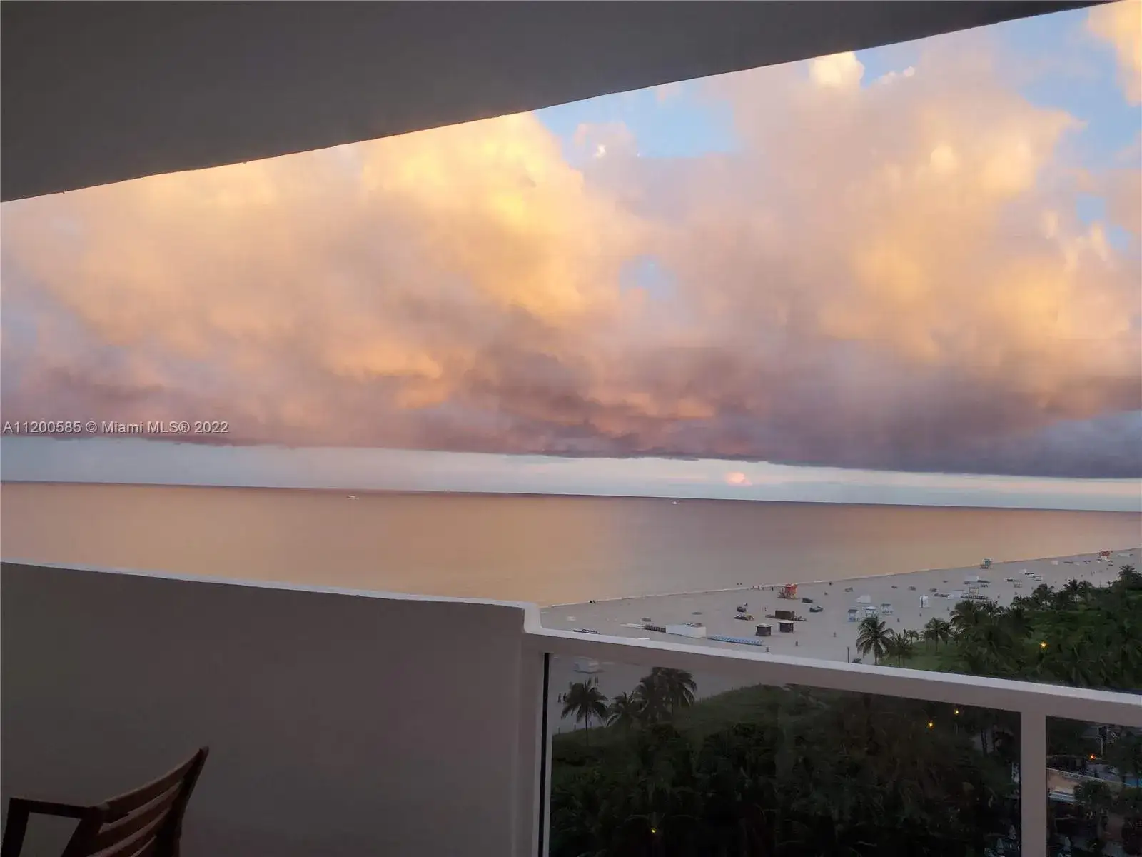 1 bedroom 1 bath Residential Lease for rent at 100 Lincoln Rd # 1244, Miami Beach FL 33139