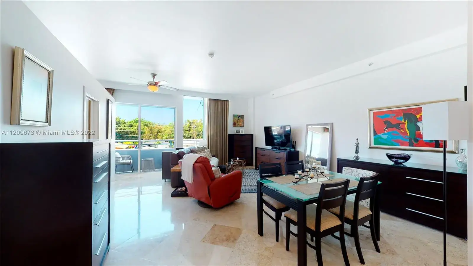 1 bedroom 2 bath Residential for sale at 3250 Grand Ave # 306, Miami FL 33133