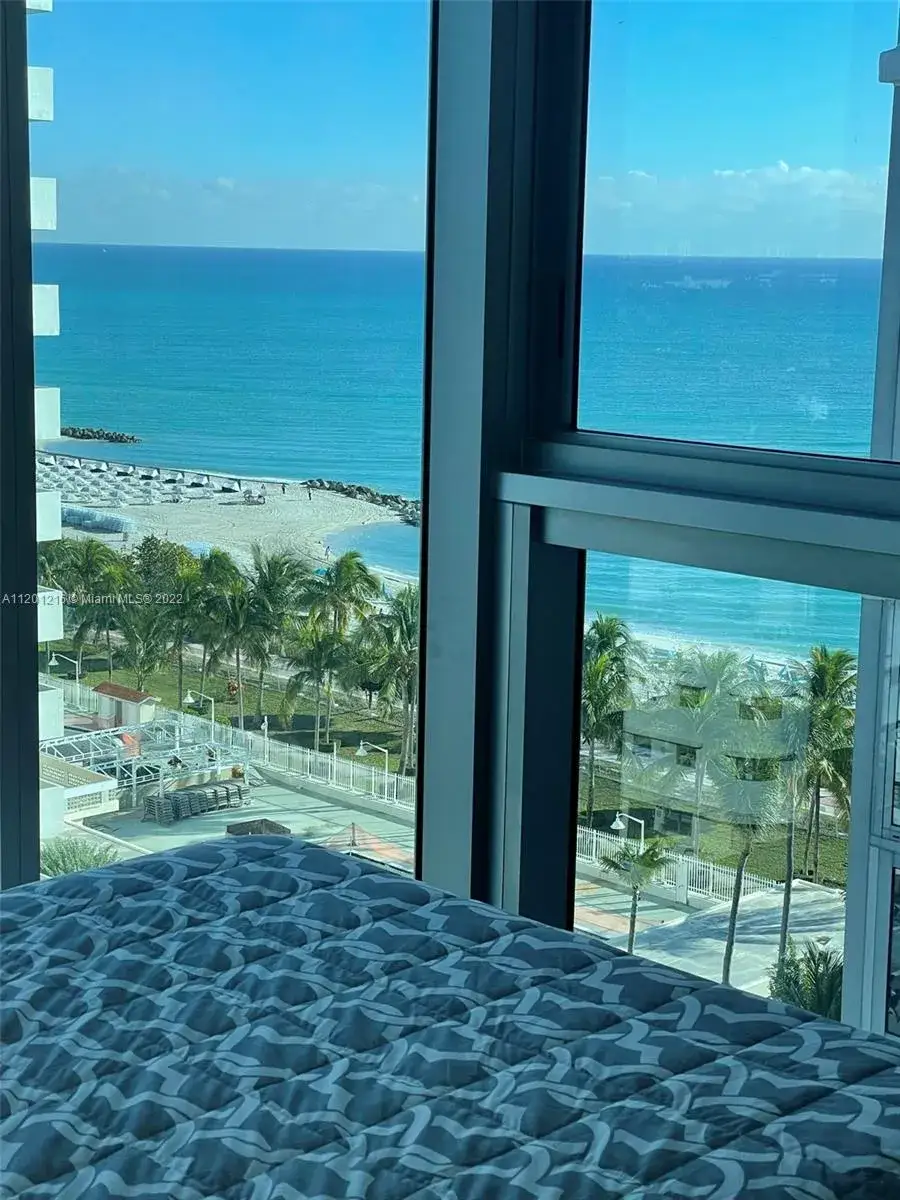 2 bedroom 1 bath Residential for sale at 2655 Collins Ave # 1407, Miami Beach FL 33140