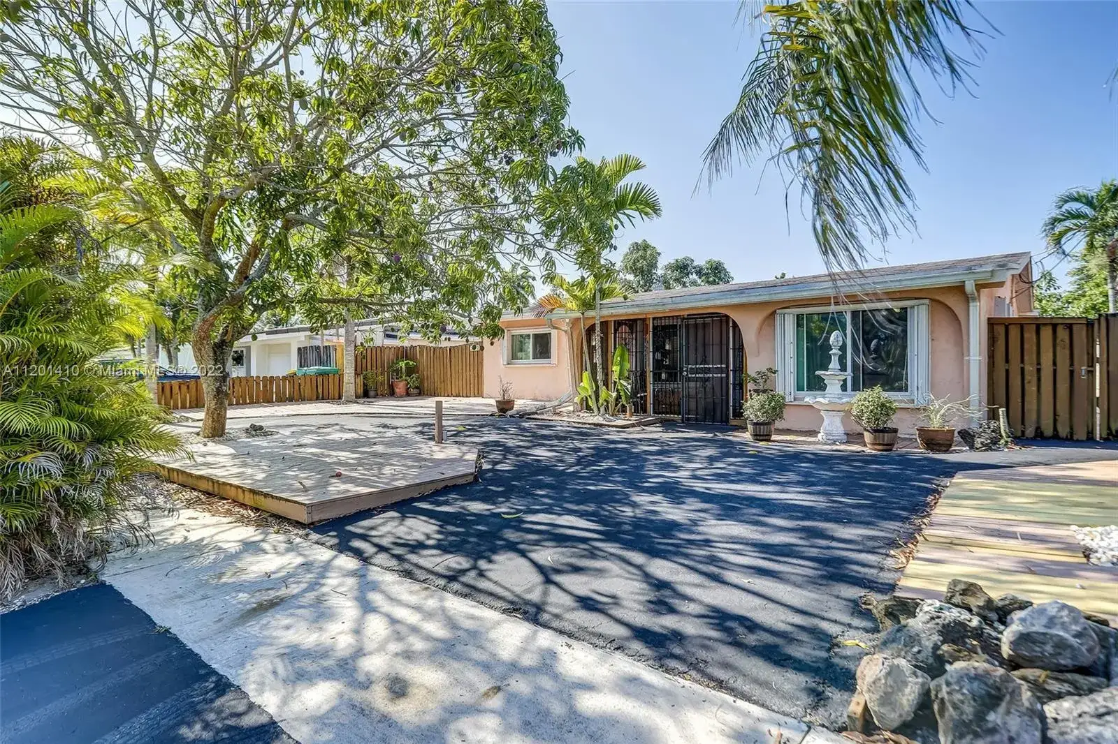 5 bedroom 3 bath Residential for sale at 3472 SW 44th St, Dania Beach FL 33312