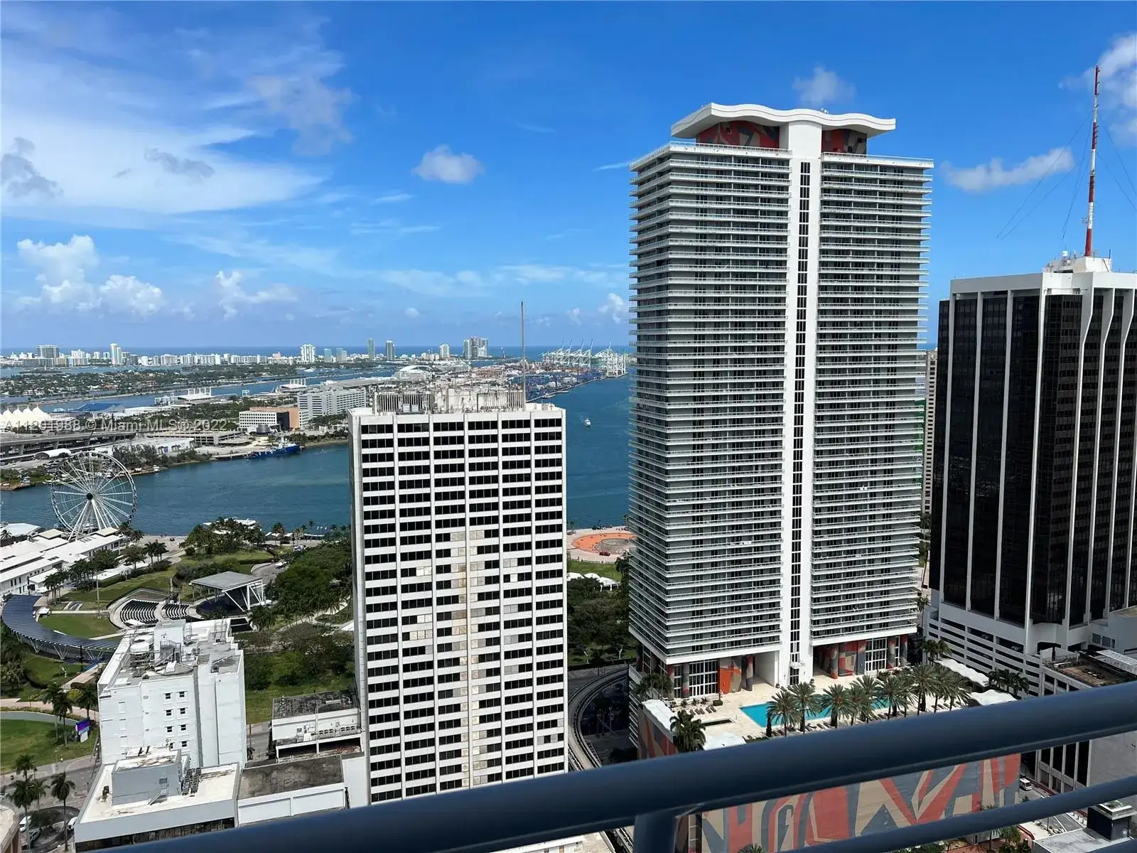 2 bedroom 2 bath Residential for sale at 133 NE 2nd Ave # 3612, Miami FL 33132