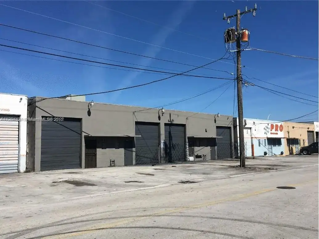 Commercial Sale for sale at 573 W 27th St, Hialeah FL 33010