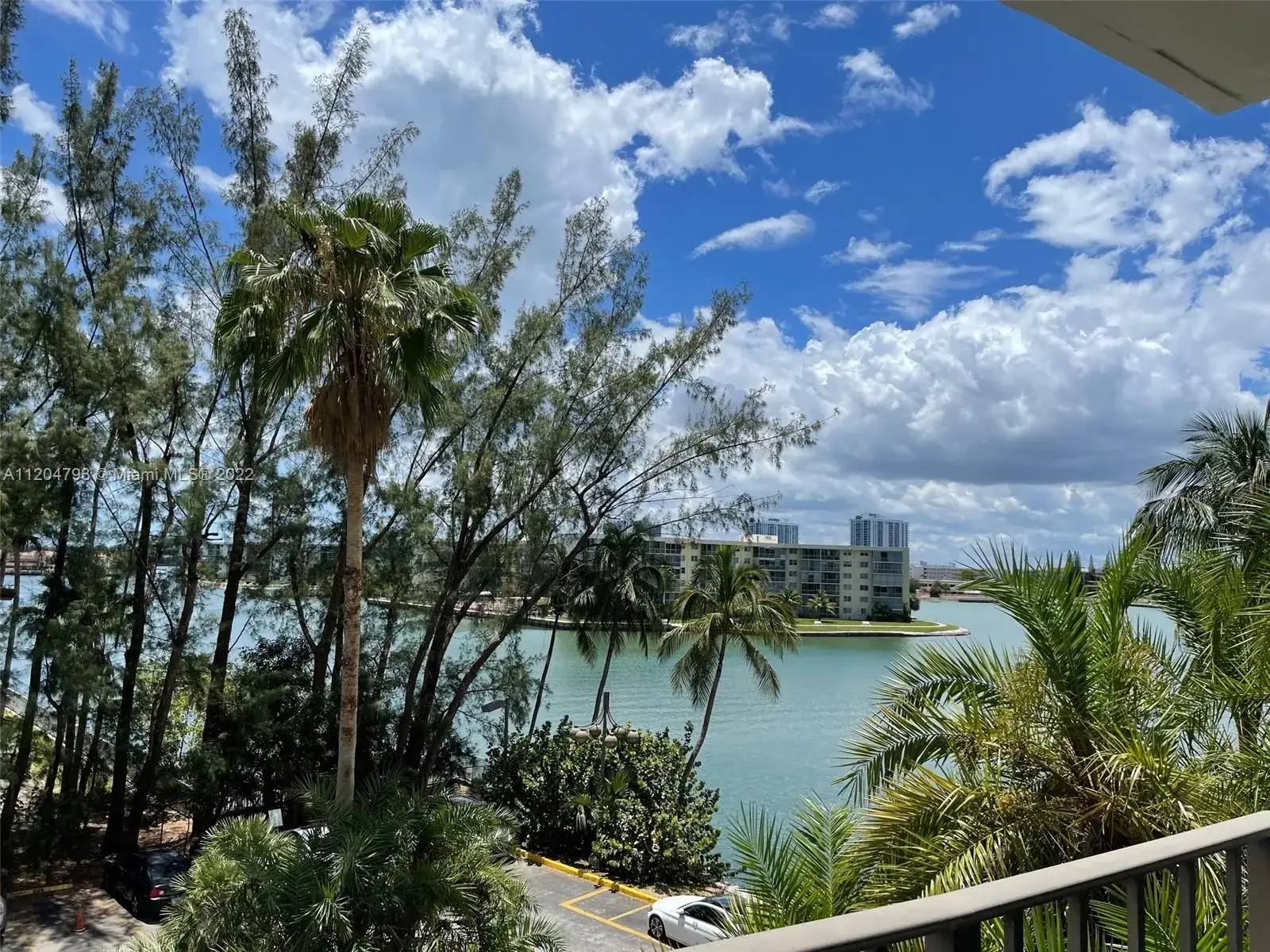 2 bedroom 2 bath Residential Lease for rent at 18151 NE 31st Ct # 407, Aventura FL 33160