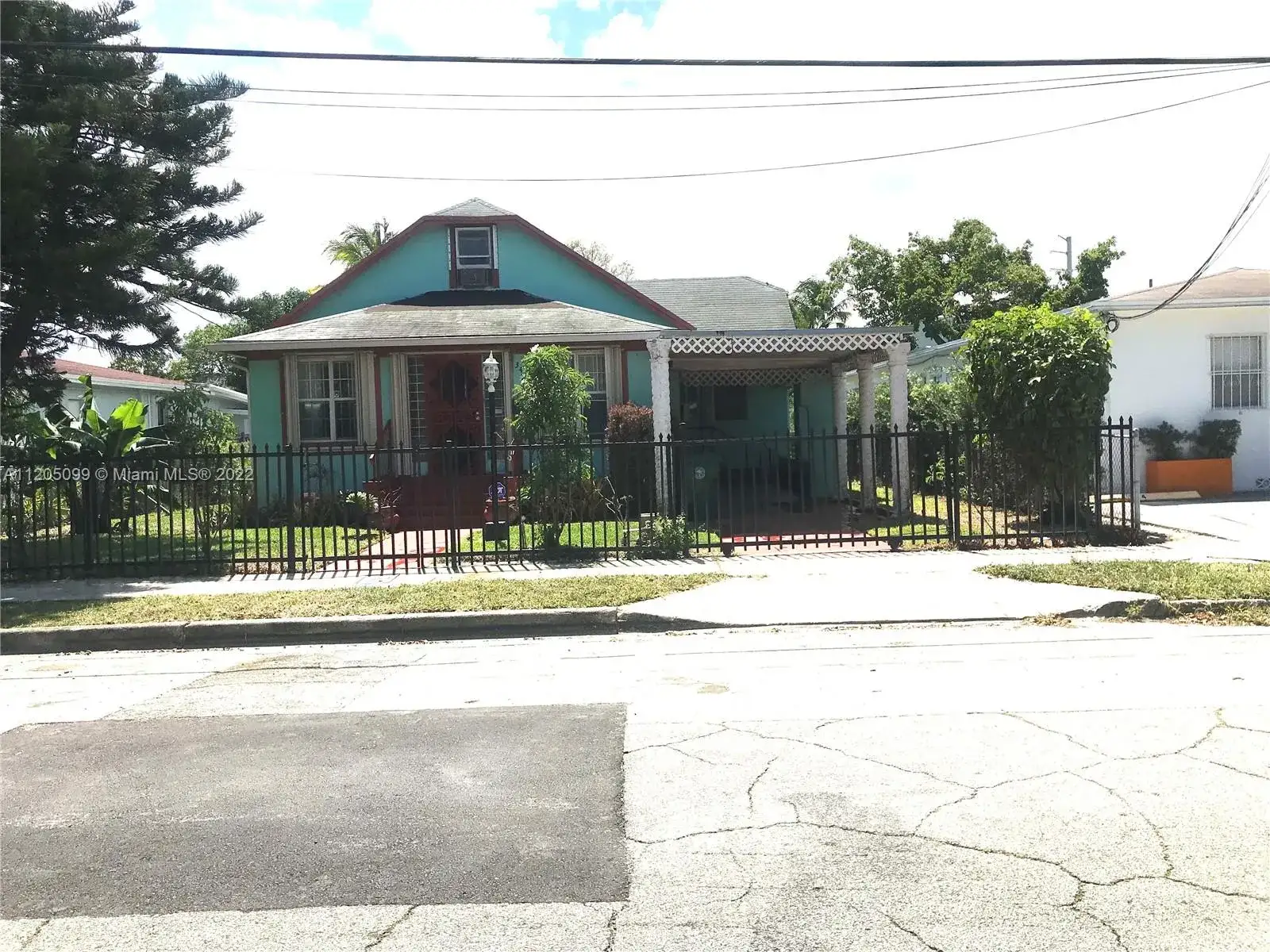 Commercial Sale for sale at 3422 NW 5th Ave, Miami FL 33127