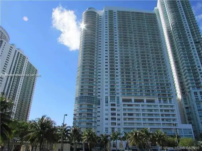 2 bedroom 2 bath Residential for sale at 1800 N Bayshore Dr # 914, Miami FL 33132