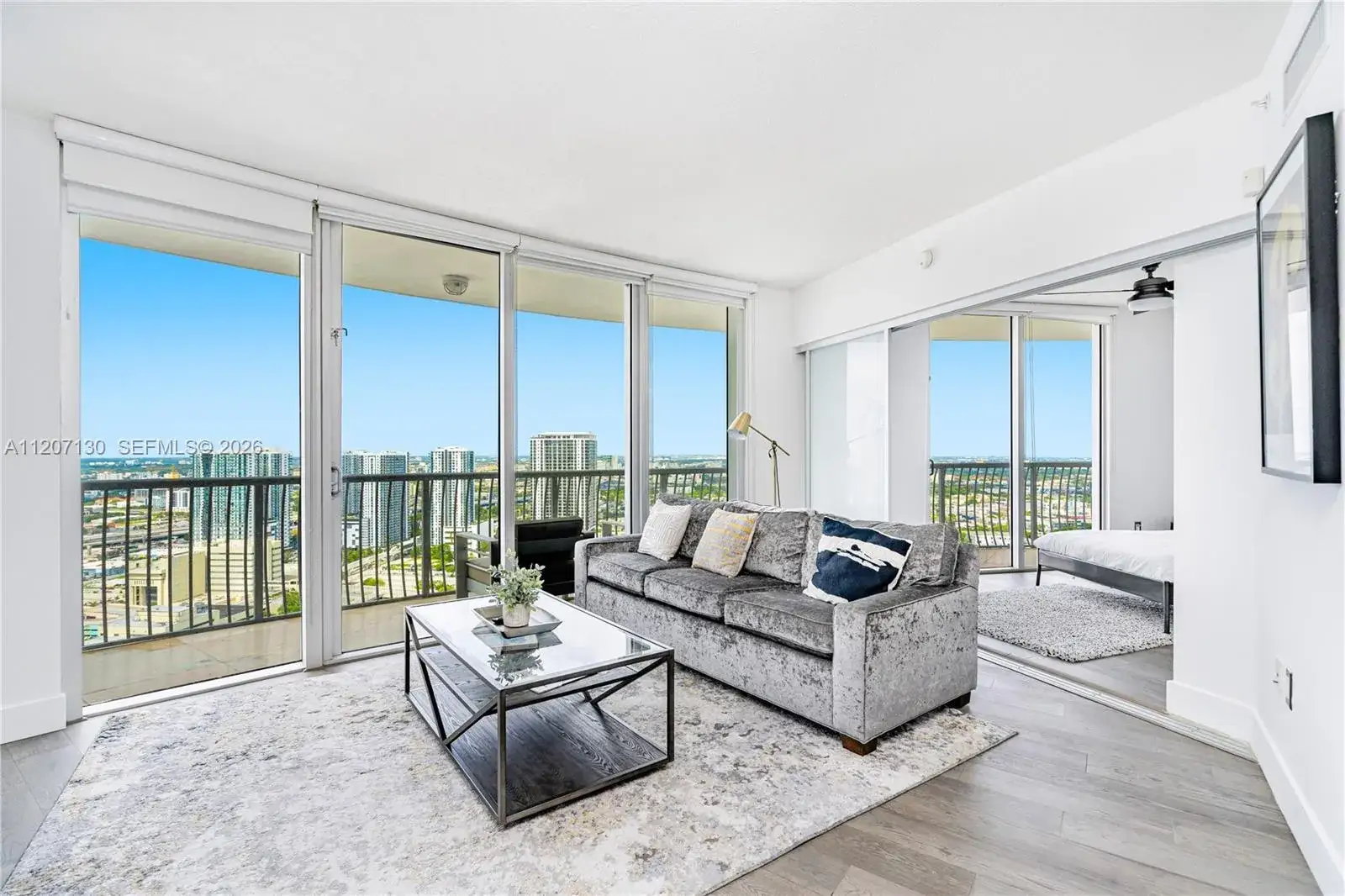 2 bedroom 2 bath Residential Lease for rent at 1750 N Bayshore Dr # 3914, Miami FL 33132
