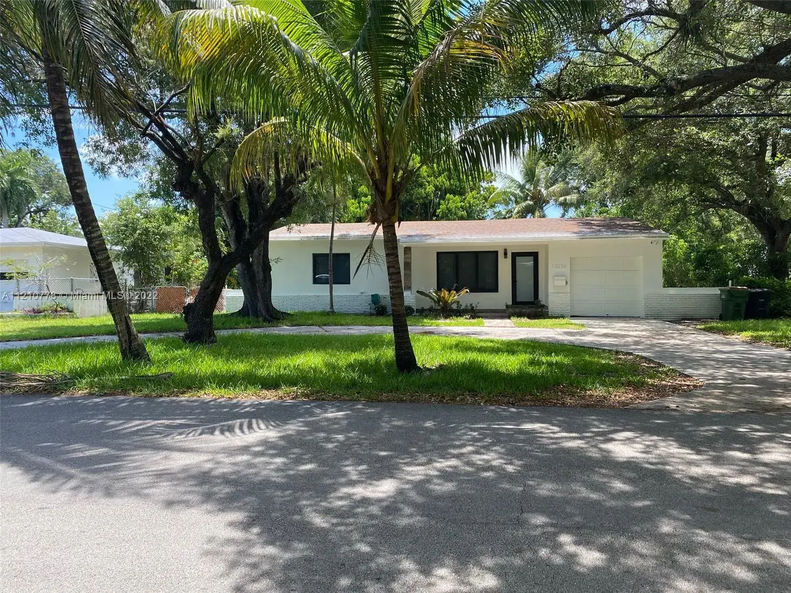 3 bedroom 2 bath Residential for sale at 13236 NE 4th Ave, North Miami FL 33161