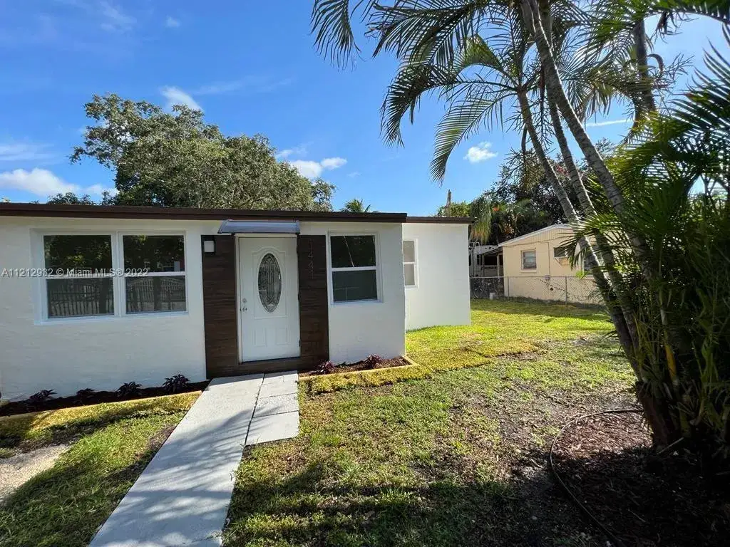 3 bedroom 1 bath Residential Lease for rent at 1441 NE 154th Ter, North Miami Beach FL 33162