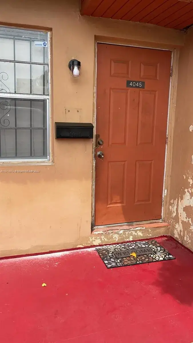 2 bedroom 2 bath Residential for sale at 4045 NW 19th St # 4045, Lauderhill FL 33313