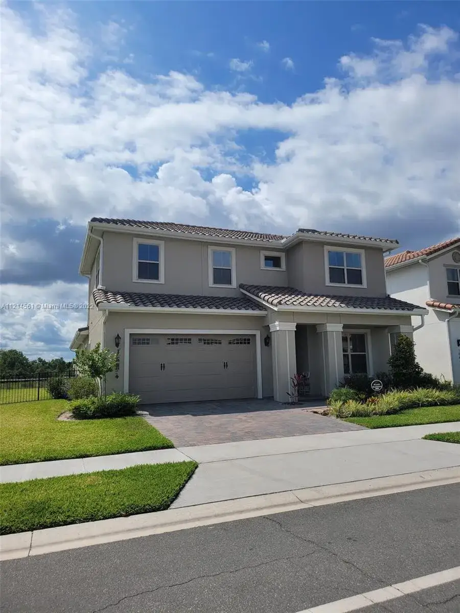 5 bedroom 5 bath Residential for sale at 10652 WOODROW DR, Orlando FL 32832