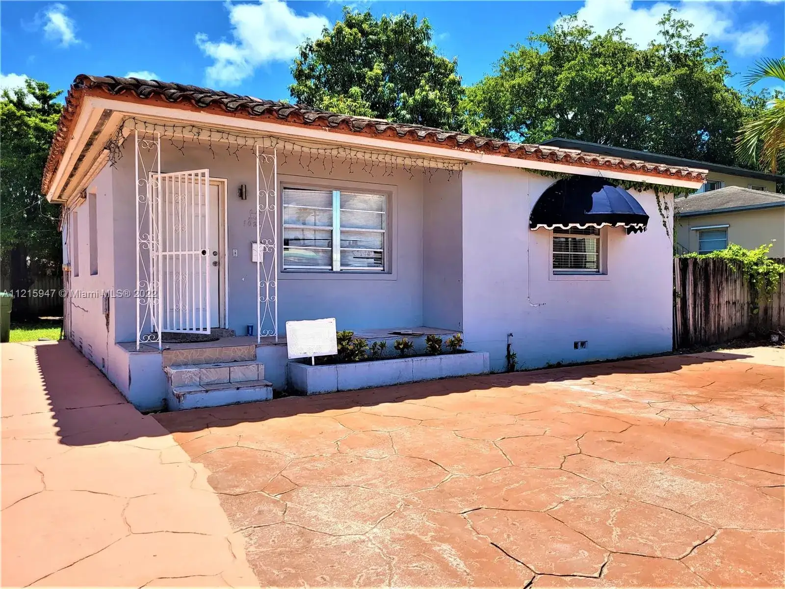 2 bedroom 1 bath Residential Lease for rent at 1021 NW 37th Ave, Miami FL 33125