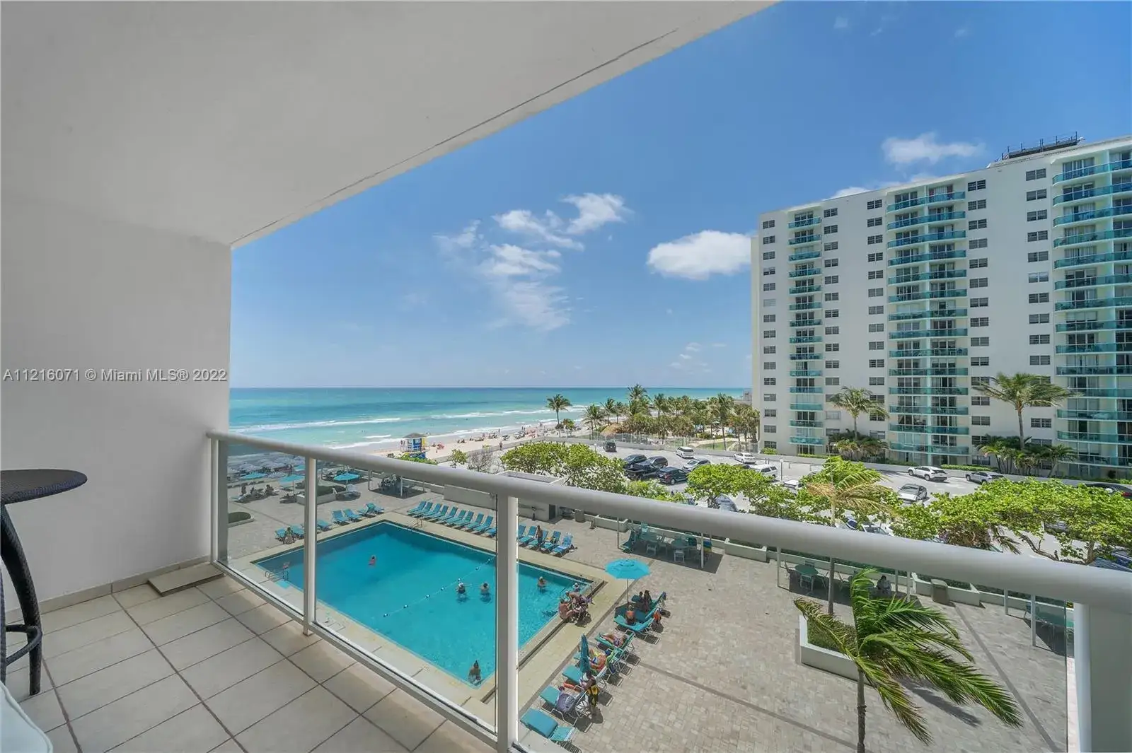 2 bedroom 2 bath Residential for sale at 3725 S Ocean Dr # 508, Hollywood FL 33019