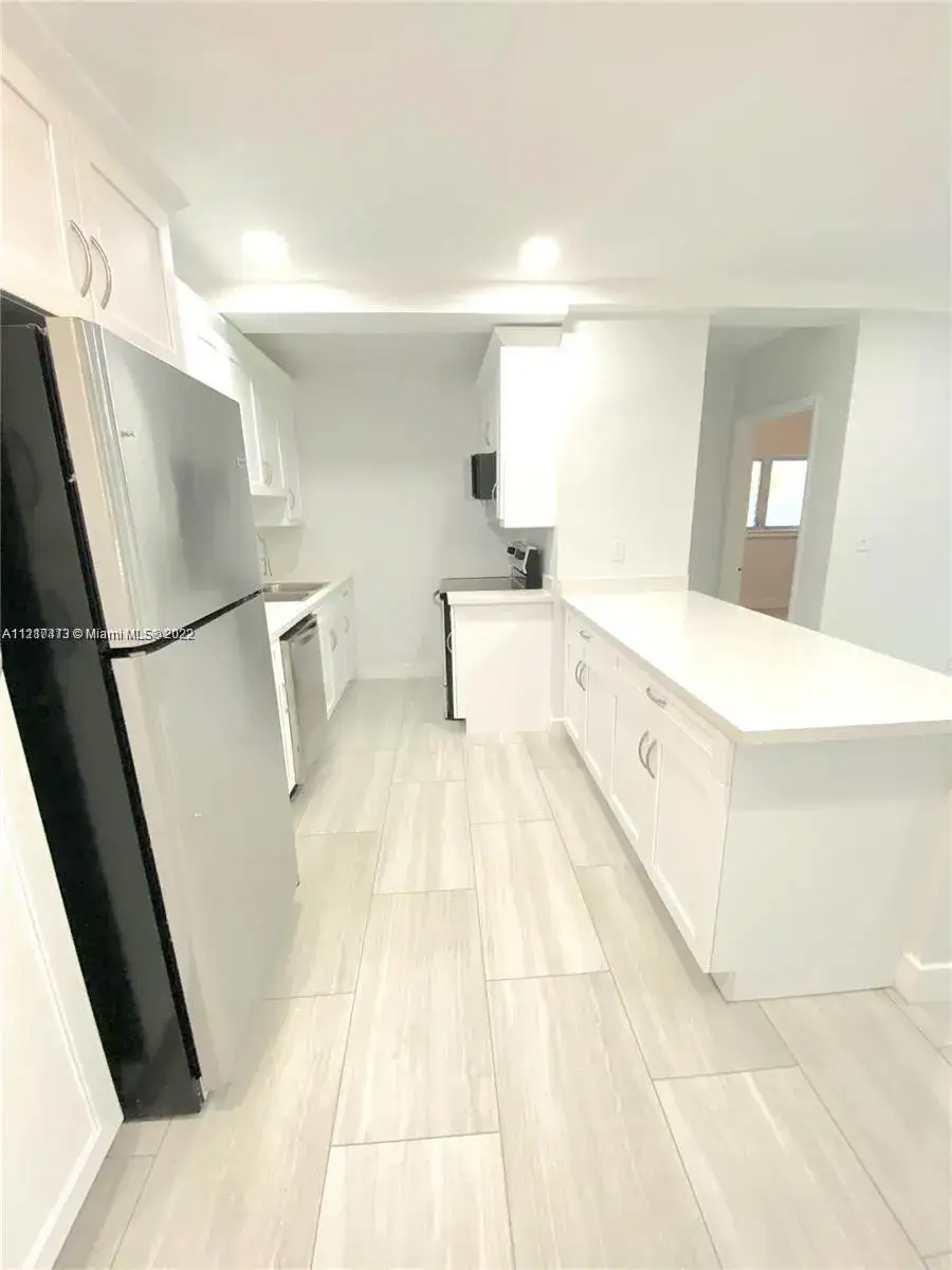 1 bedroom 1 bath Residential Lease for rent at 7300 Byron Ave # 11, Miami Beach FL 33141