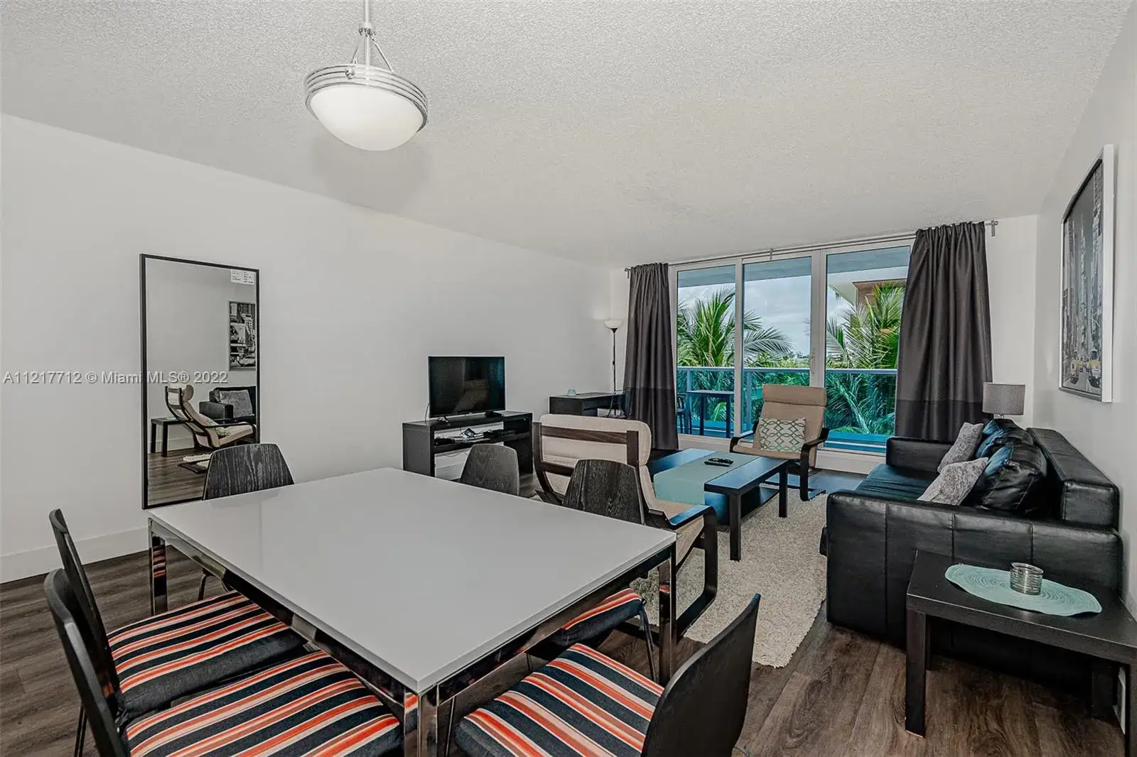 1 bedroom 1 bath Residential Lease for rent at 2301 Collins Ave # 333, Miami Beach FL 33139